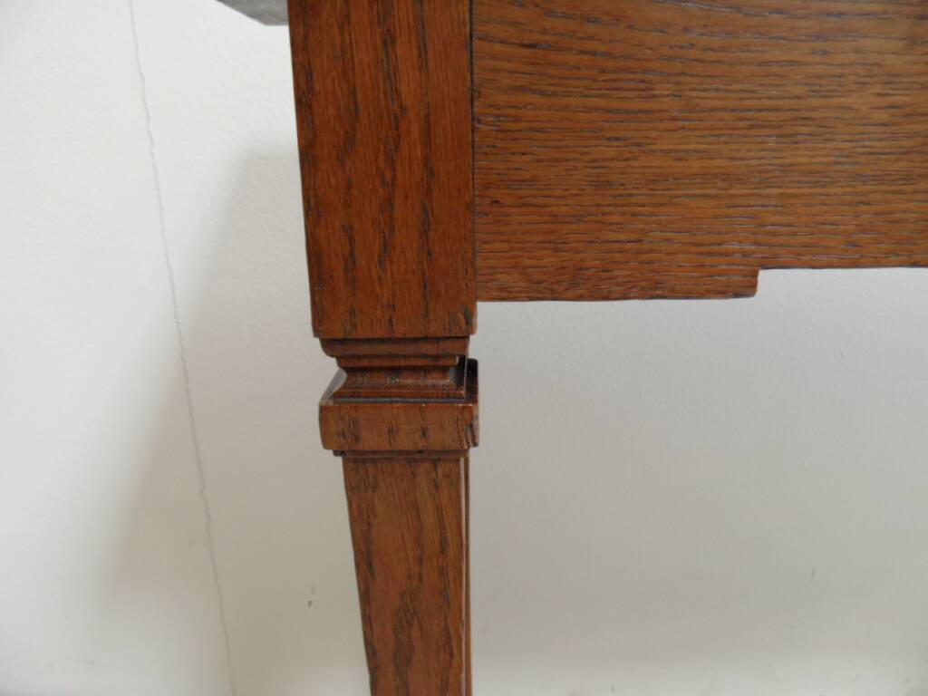 Antique oak sidetable