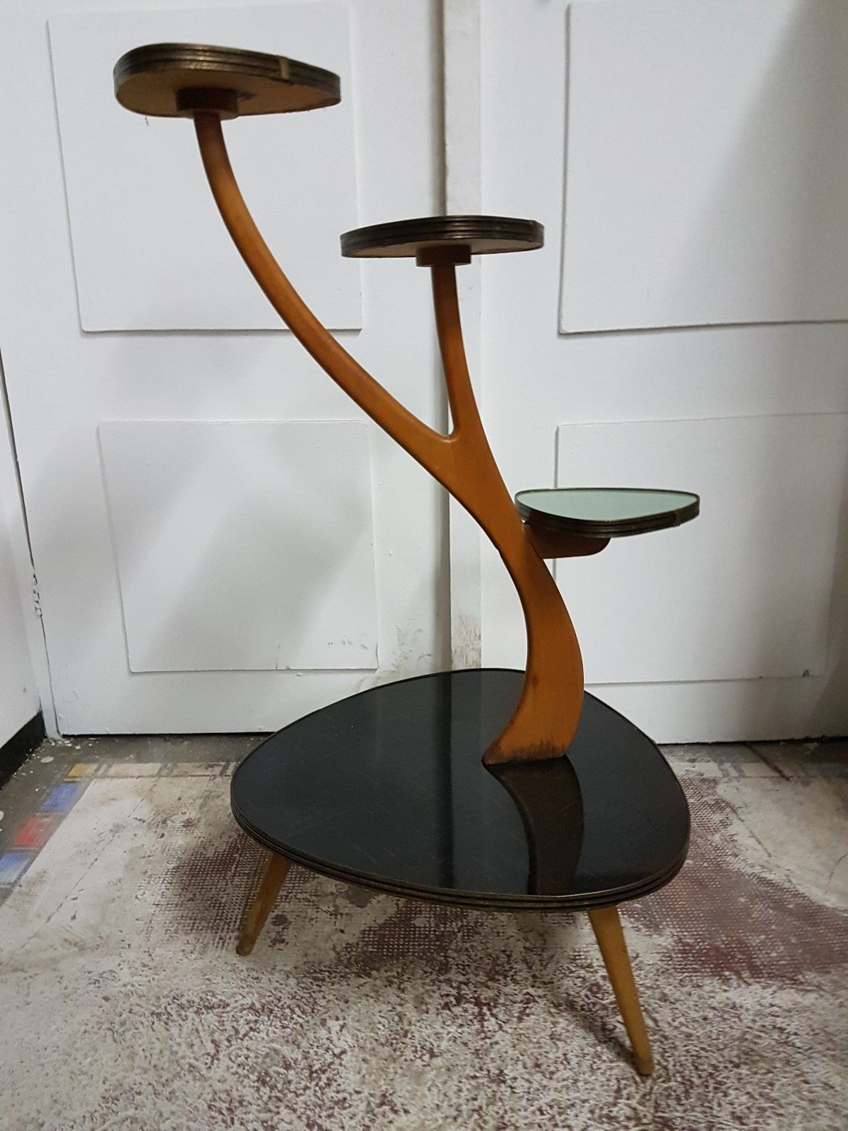 Door plant formica of the 50s/60s harness