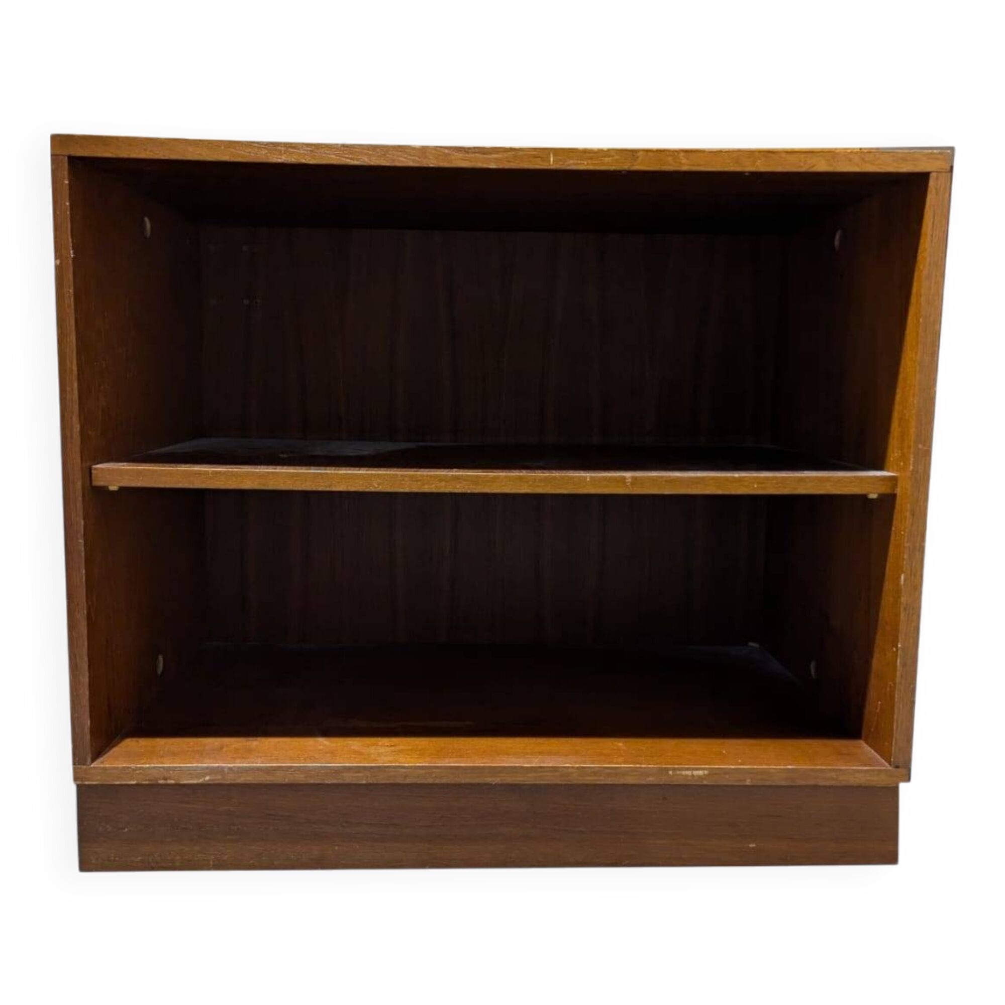 Vintage shelving unit
