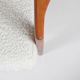 Fauteuil bouclé original Baczyk, restauré, blanc, teck