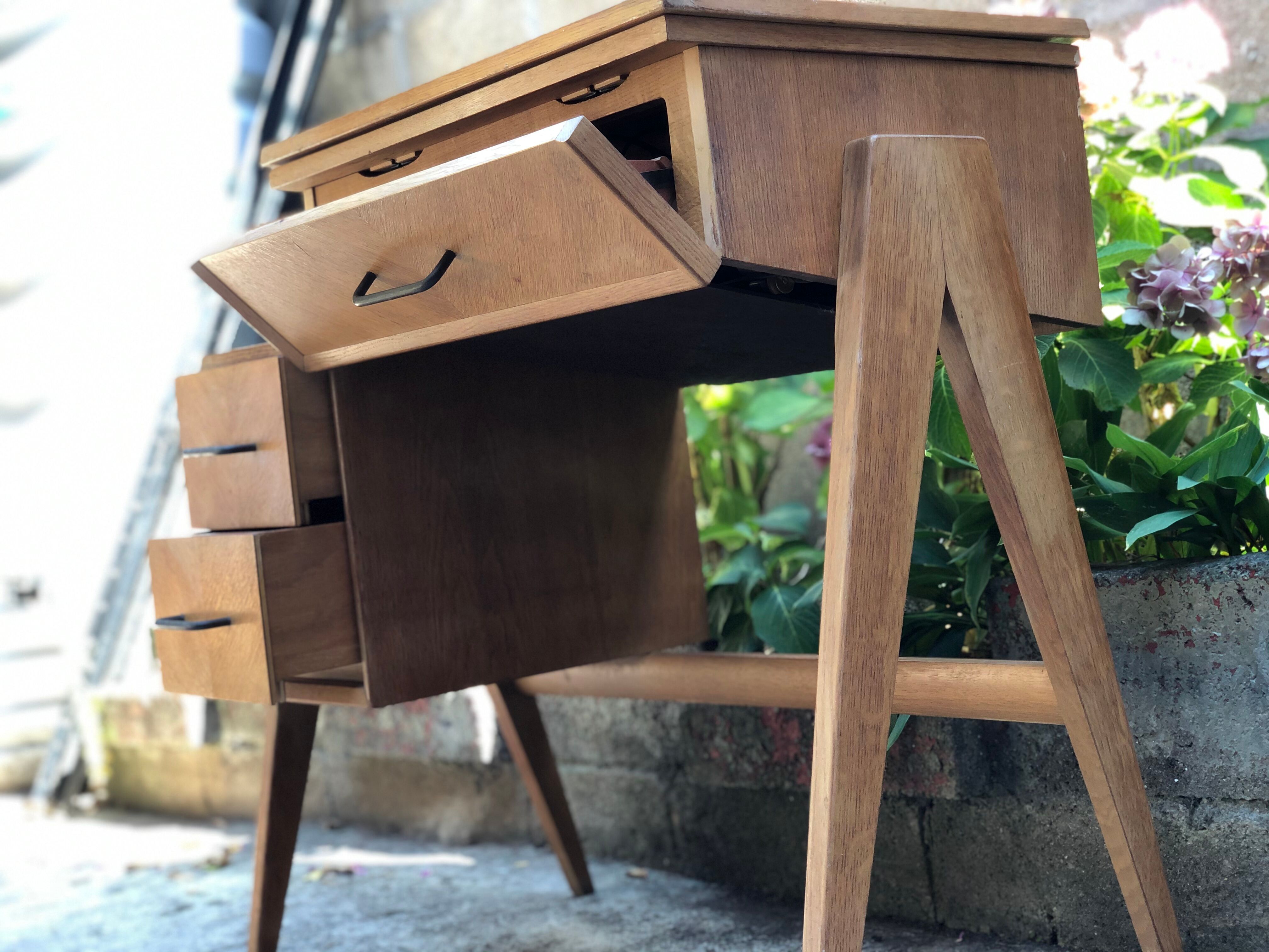 Vintage desk feet compass