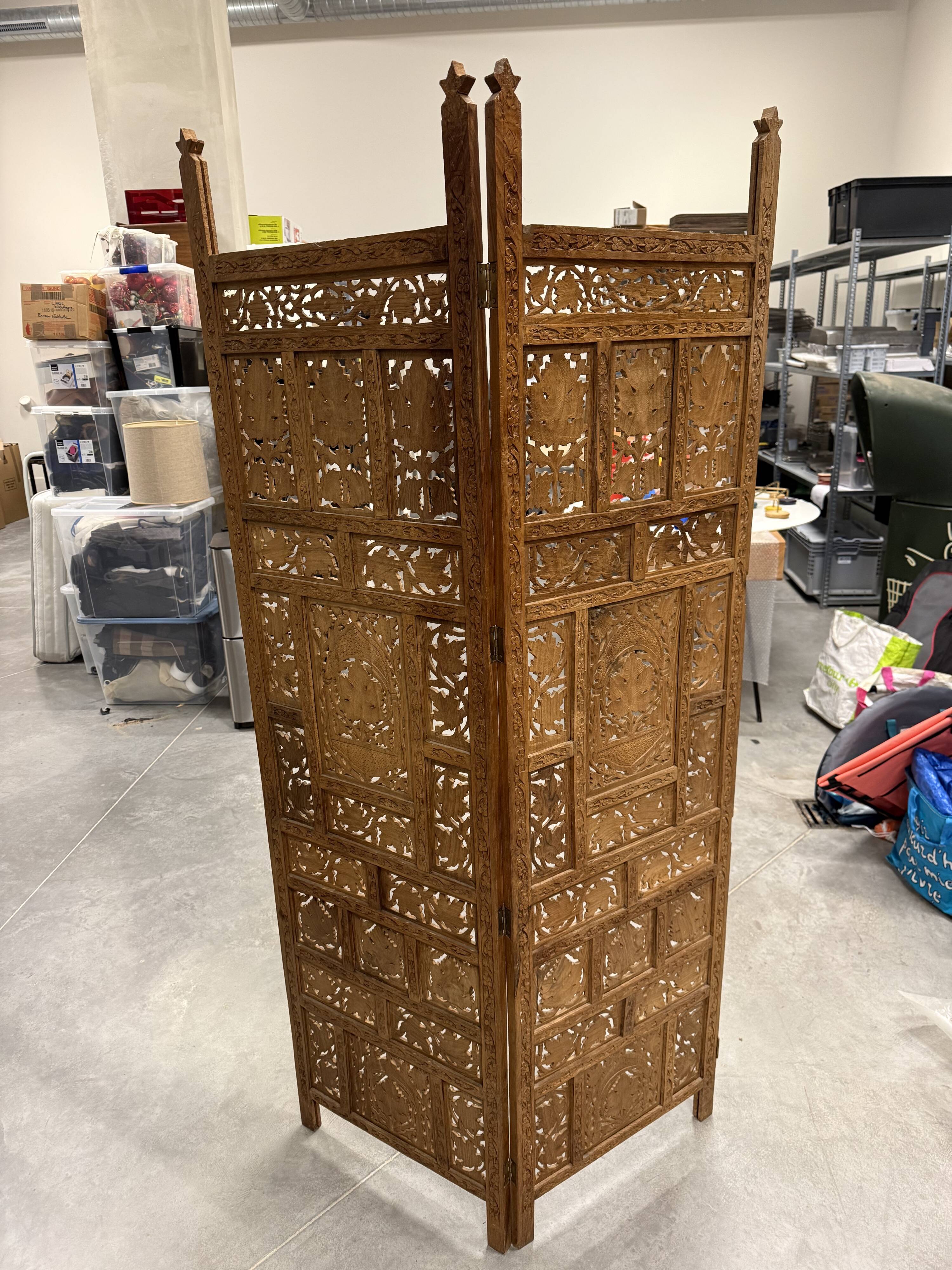 Set of 2 Indian screens