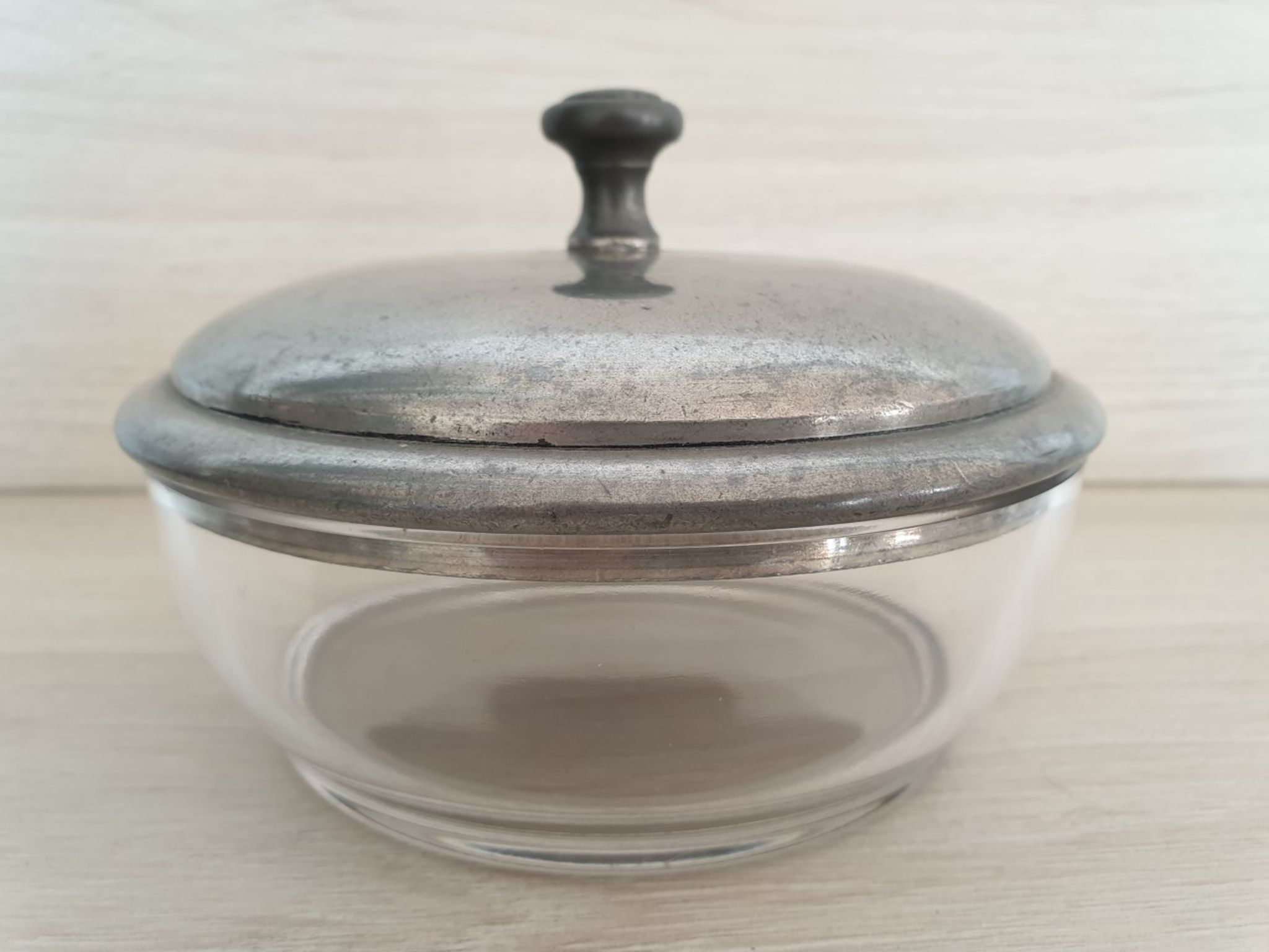 Covered pot