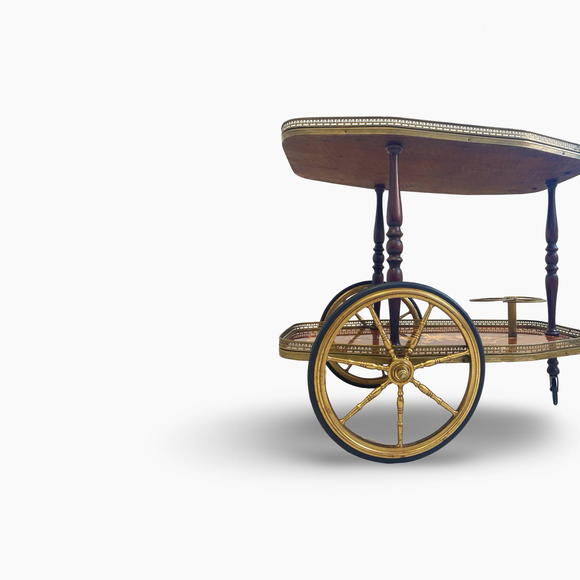 Chariot de bar en marqueterie de style Hollywood Regency italien présente des motifs floraux complexes.