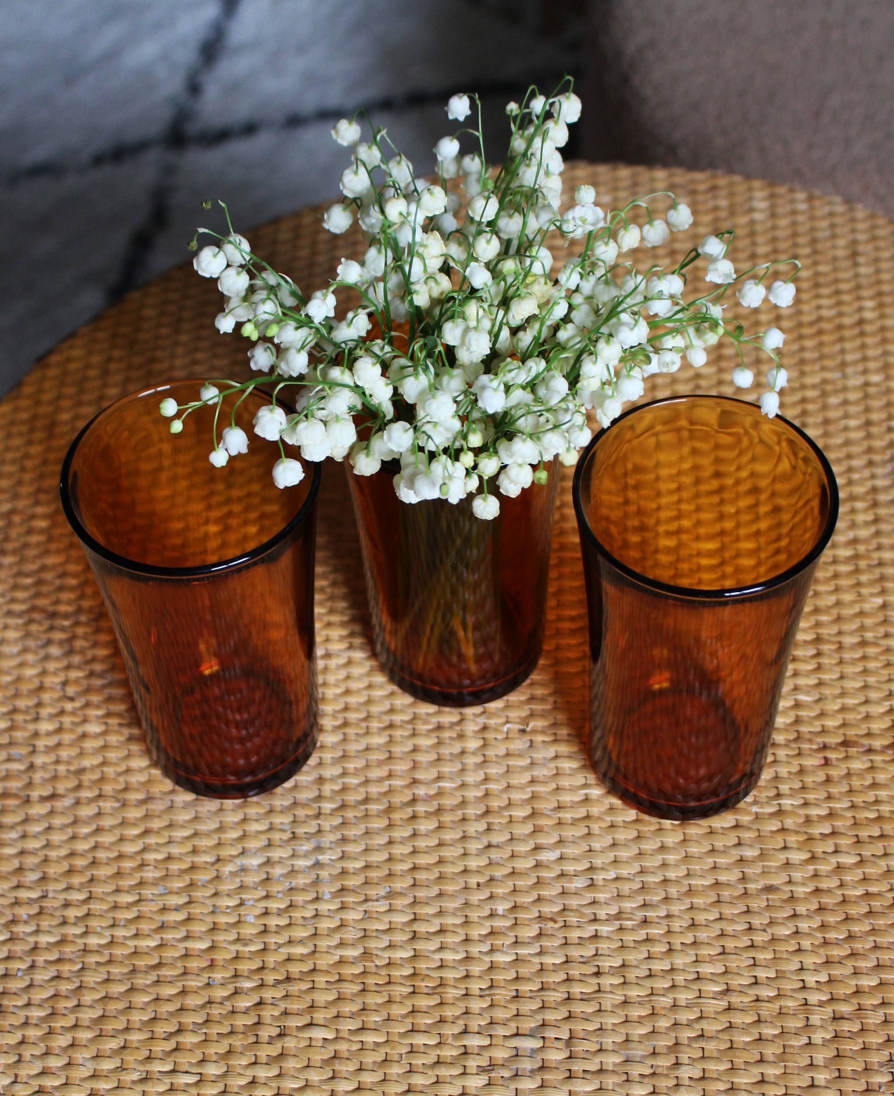 A set of 3 large amber orange glasses Duralex Vintage.