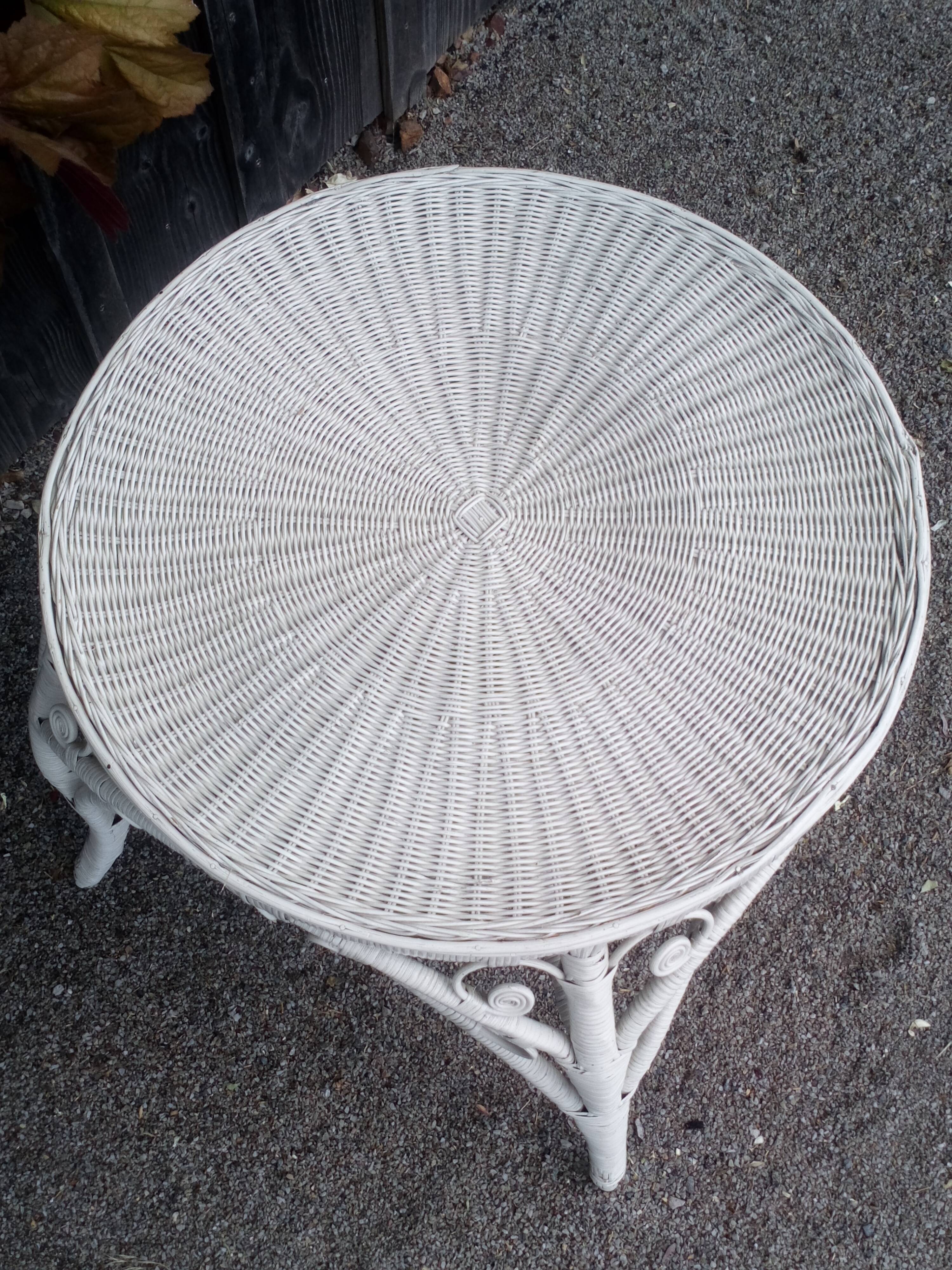 Peacock Rattan Roundtable 1960