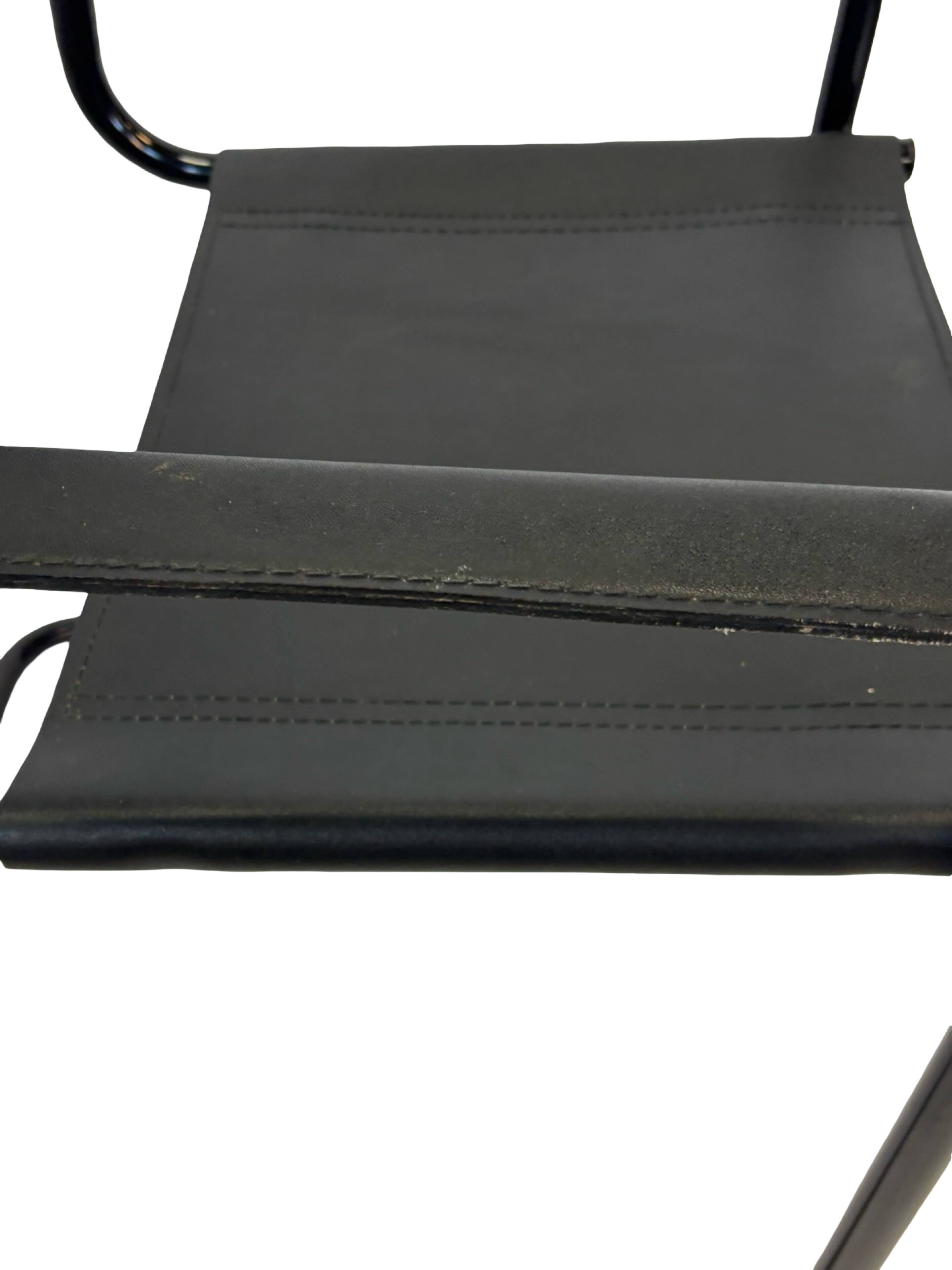Set of 4 Bauhaus cantilever chairs in black imitation leather design