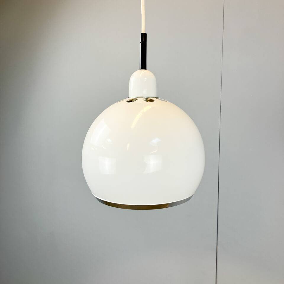 Ball light, white lacquered metal, vintage from the 70s