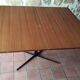 Table monte-baisse pliable