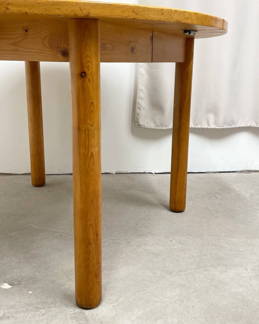 Table de repas ronde en pin