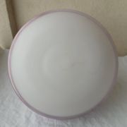 Suspension en verre violet
