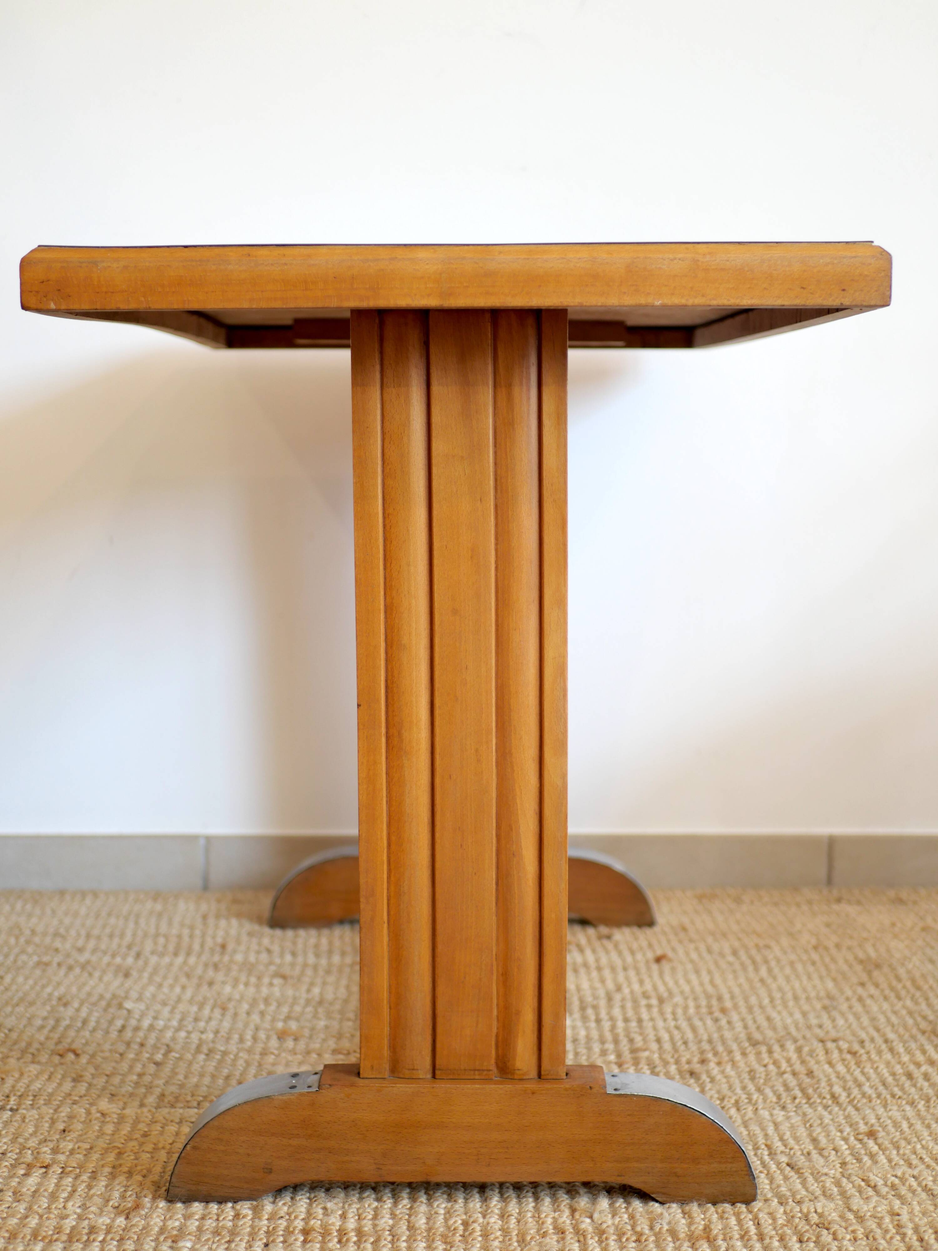 Bistro table and its two 1950s chairs