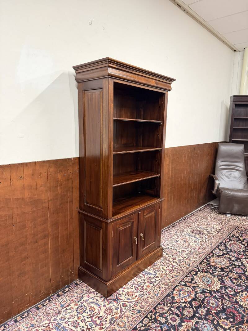 Classical English Bookcase