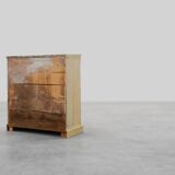 Meuble en pin du XIXe siècle provenant de Provence.