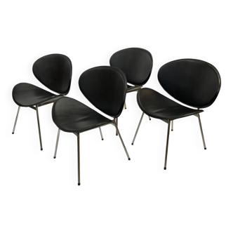 Ensemble de quatre chaises de salle à manger vintage Italie 1990 Design en noir
