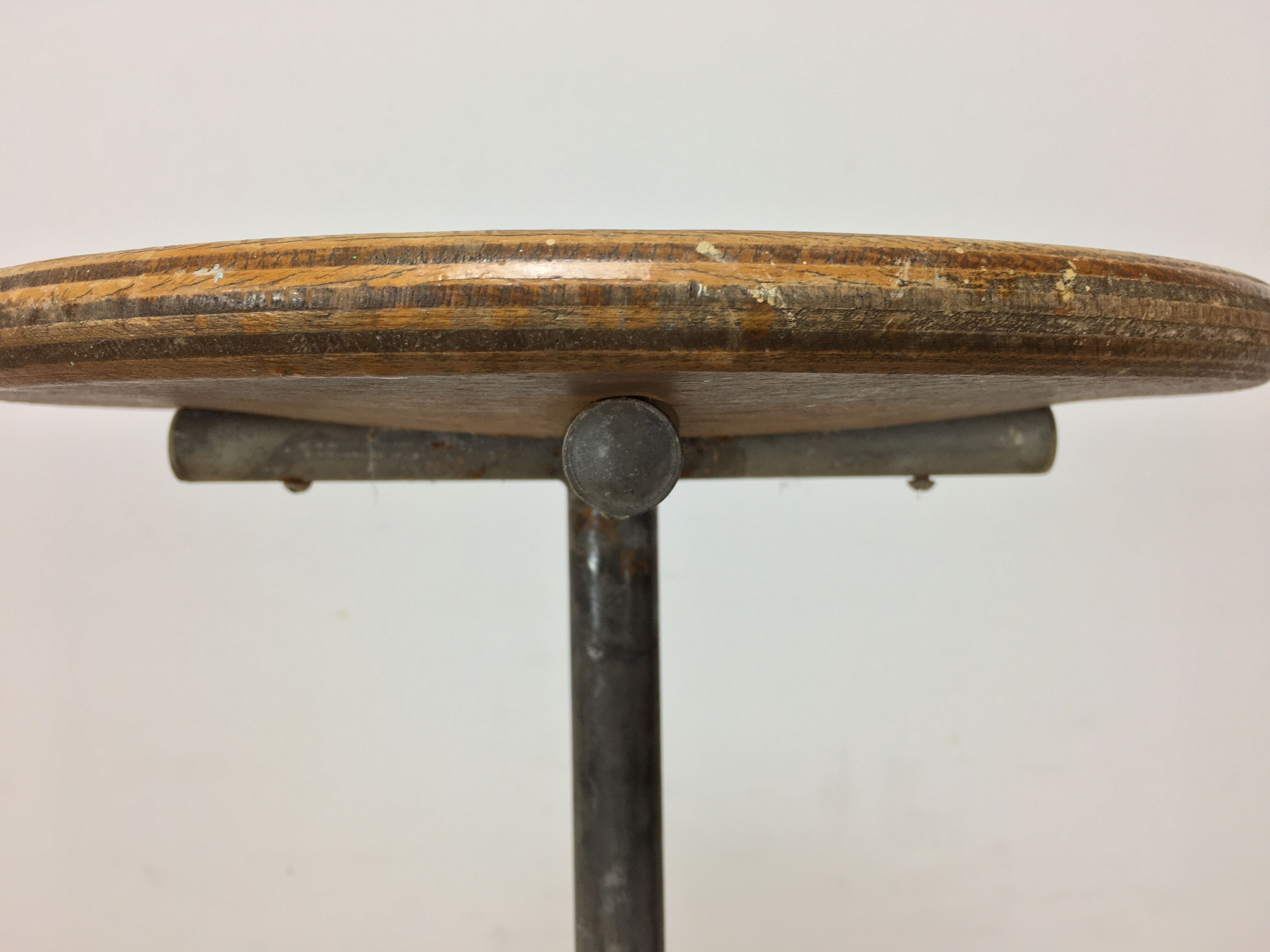 Workshop stool with system, metal and wood, adjustable industrial style