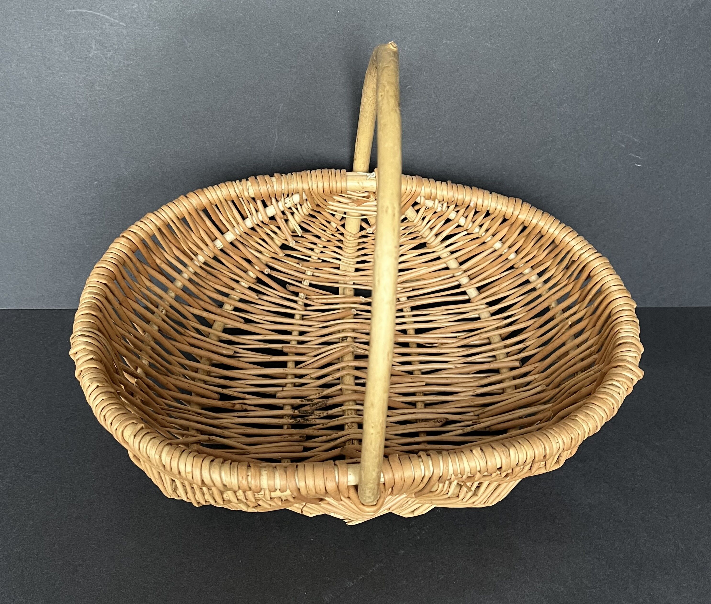 Wicker basket