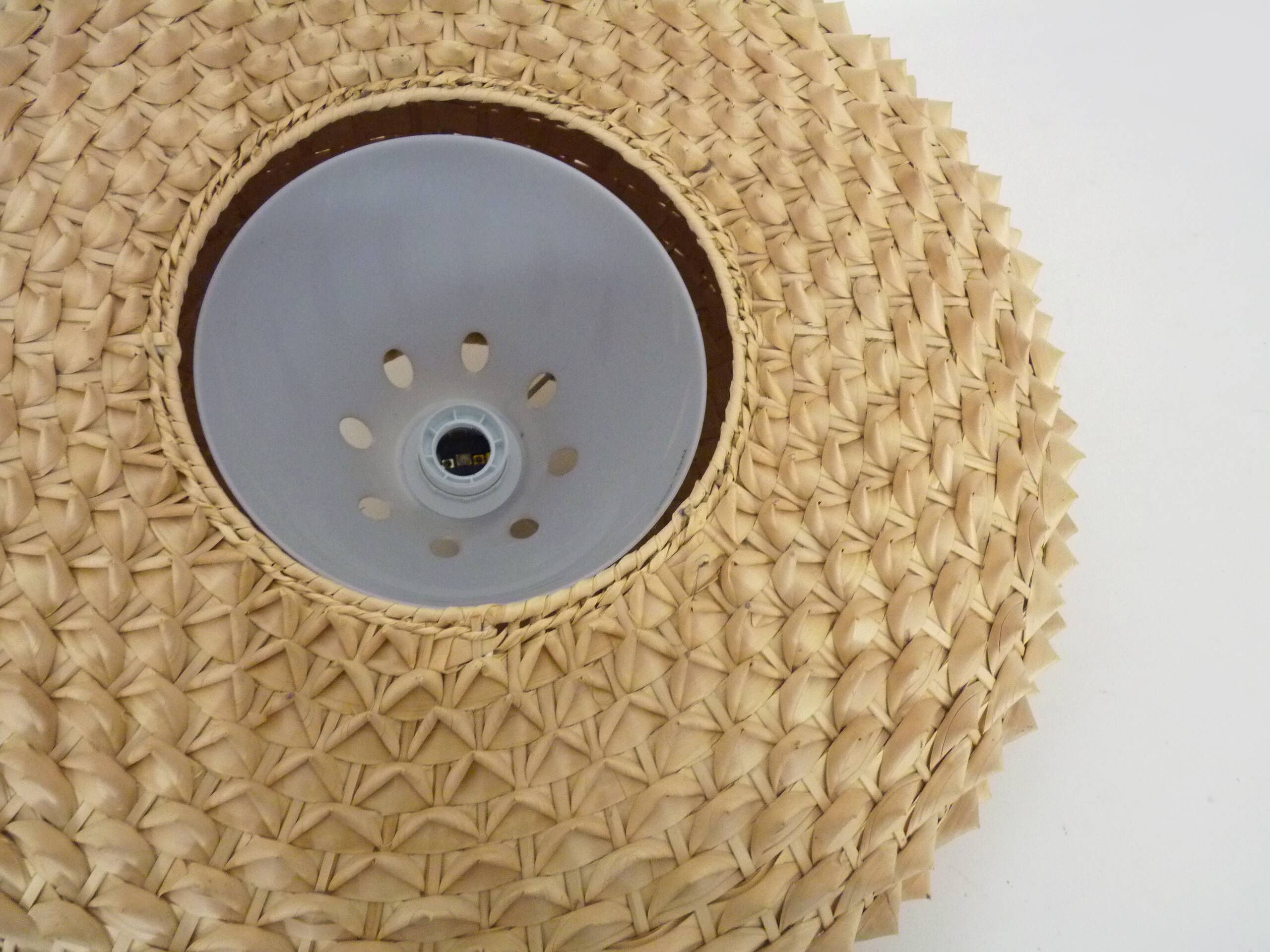 Large suspension design by Wiebke Braasch in coconut palm for Ikea 2010