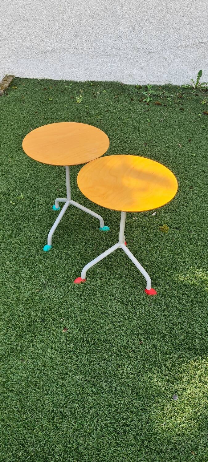 Duo of 80' sofa harnesses / bedside tables