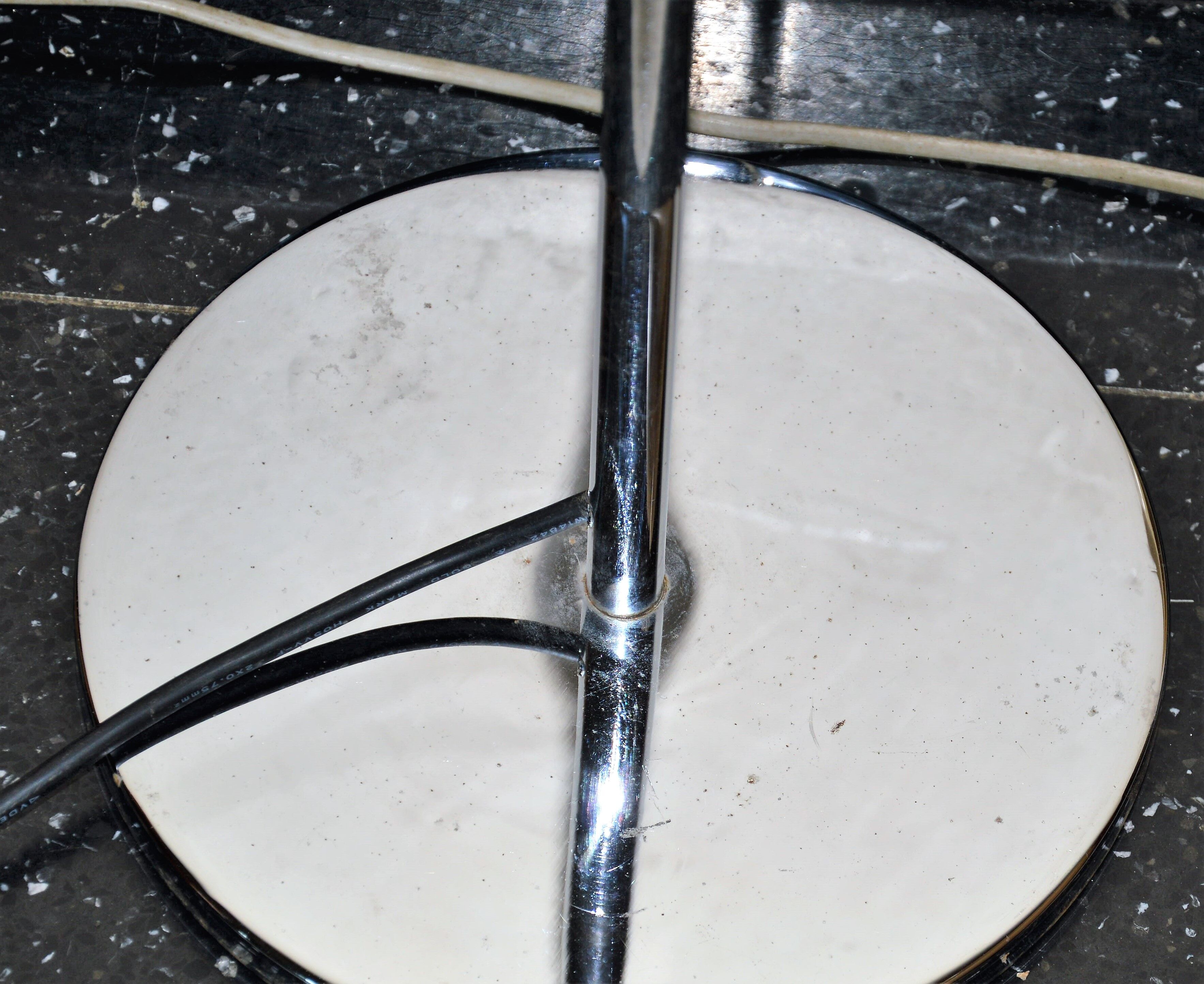 Lampadaire vintage chrome et verre