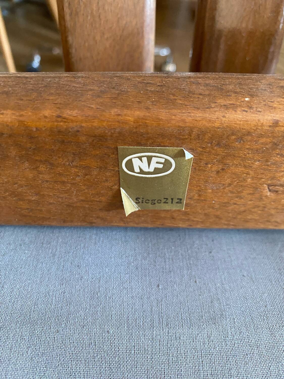 4 vintage Roche Bobois chairs 212