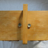 Tripod light wood worker