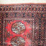 Tapis vintage fait main Lahore en laine rouge (75cm x 119cm) – Années 1960