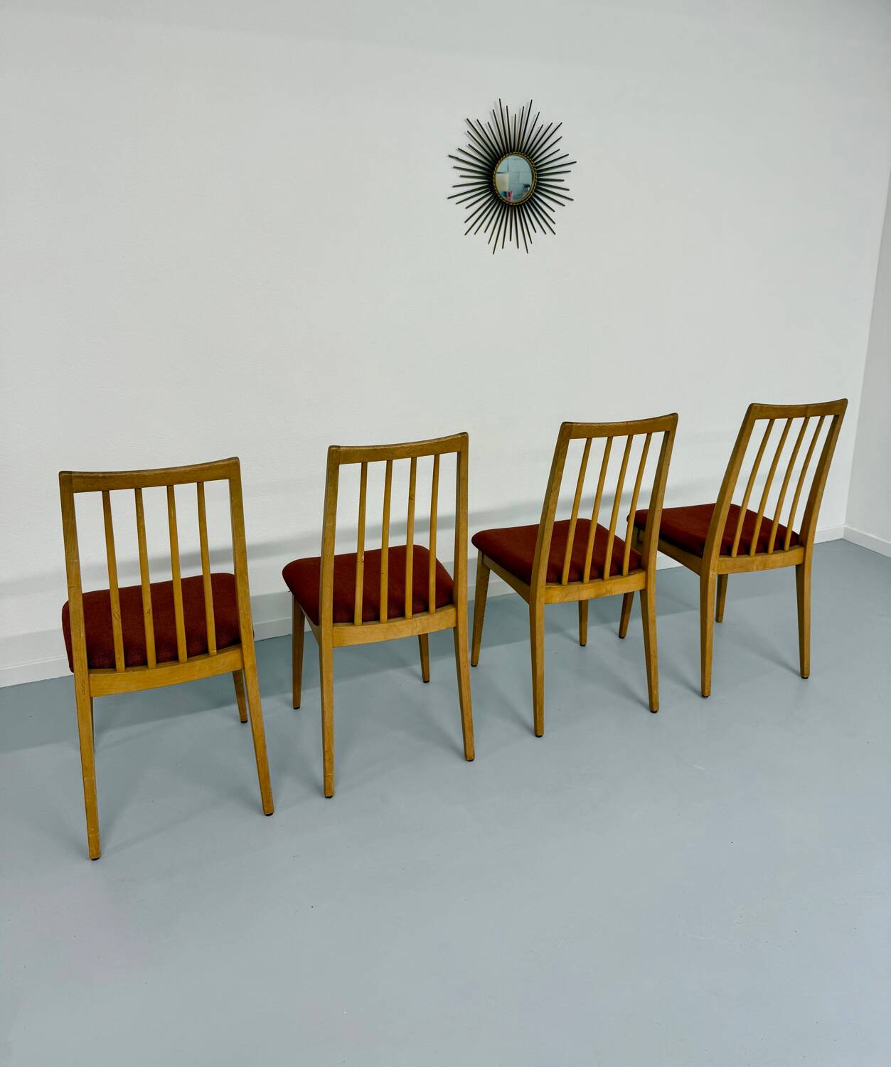 Set of 4 chairs in solid beech and vintage orange fabric, 70s design