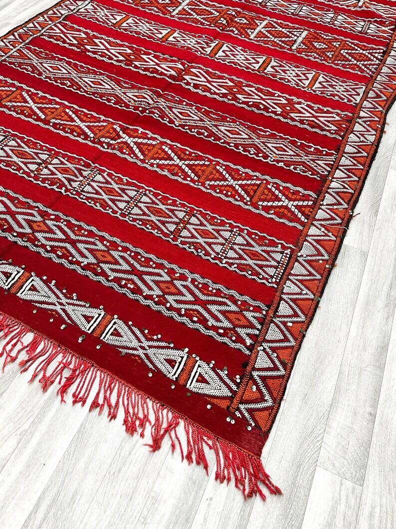 Zemmouri Kilim Rug, Flat Weave Berber Rug, Handmade Moroccan Rug, Home Decor