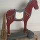Jouet ancien, petit cheval sur roulettes