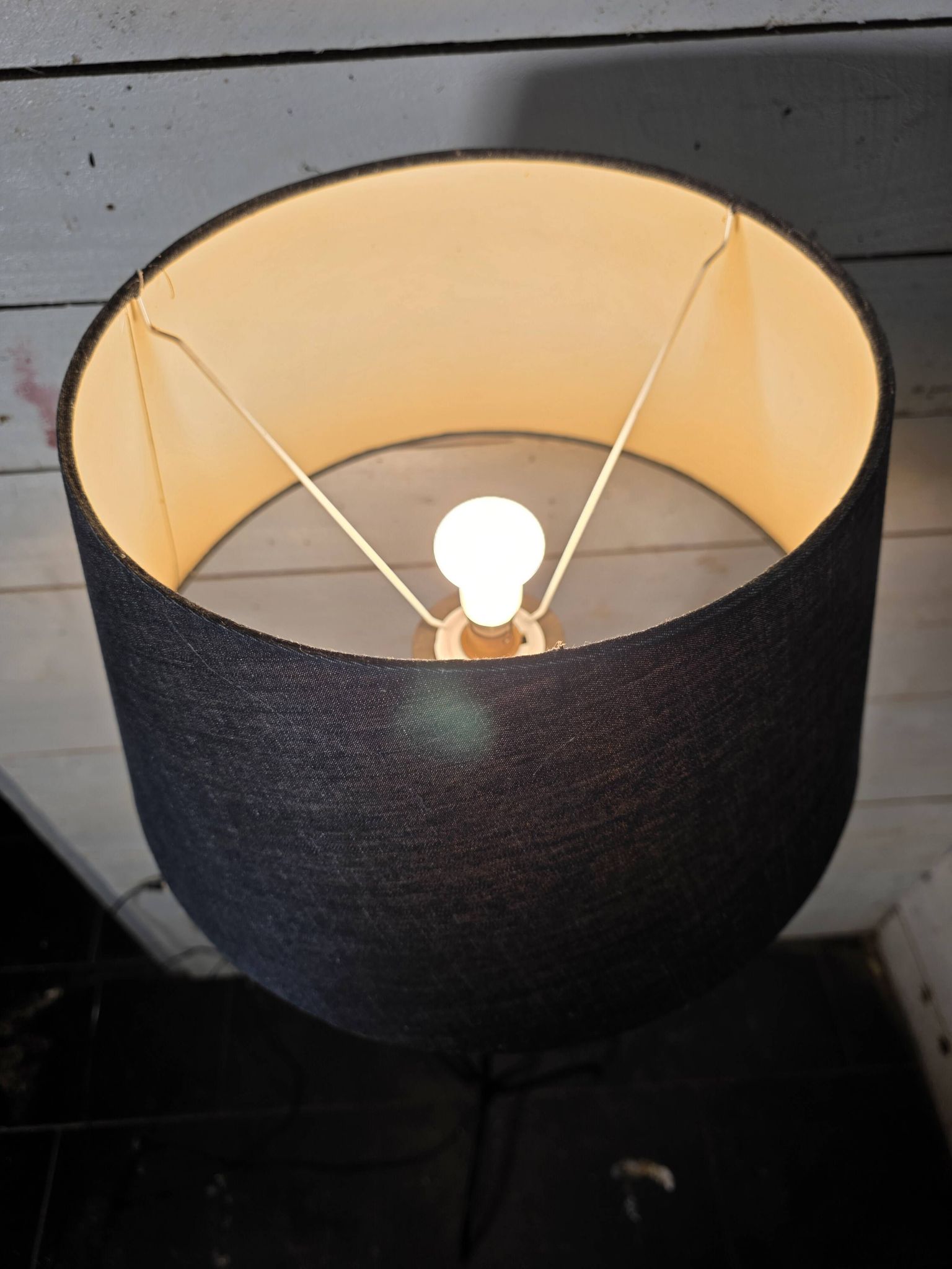 Lampadaire tripode des années 60
