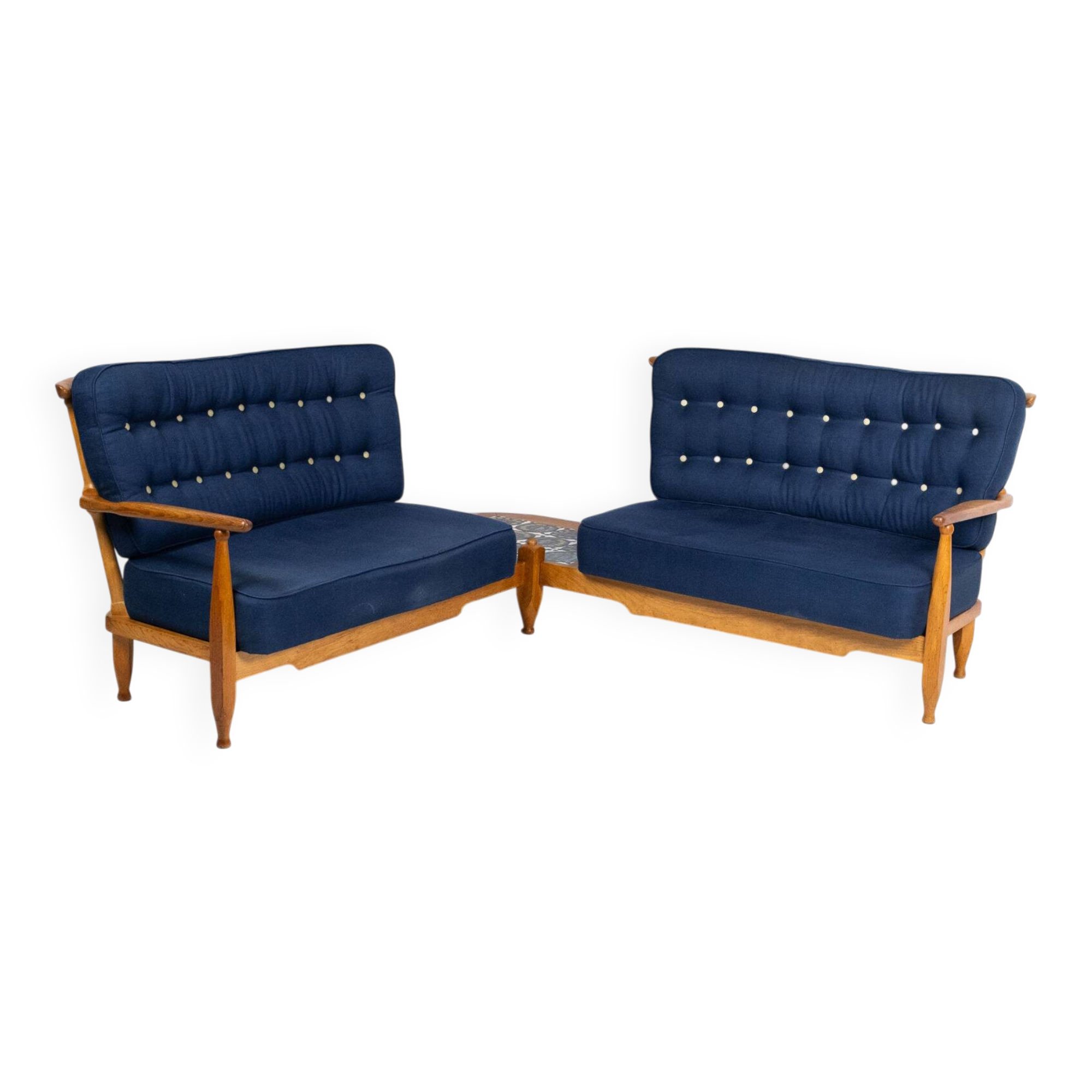 Grande banquette éventail d'angle en chêne, Guillerme et Chambron, 1970s