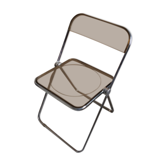 Folded chair by Giancardo Piretti for Castelli