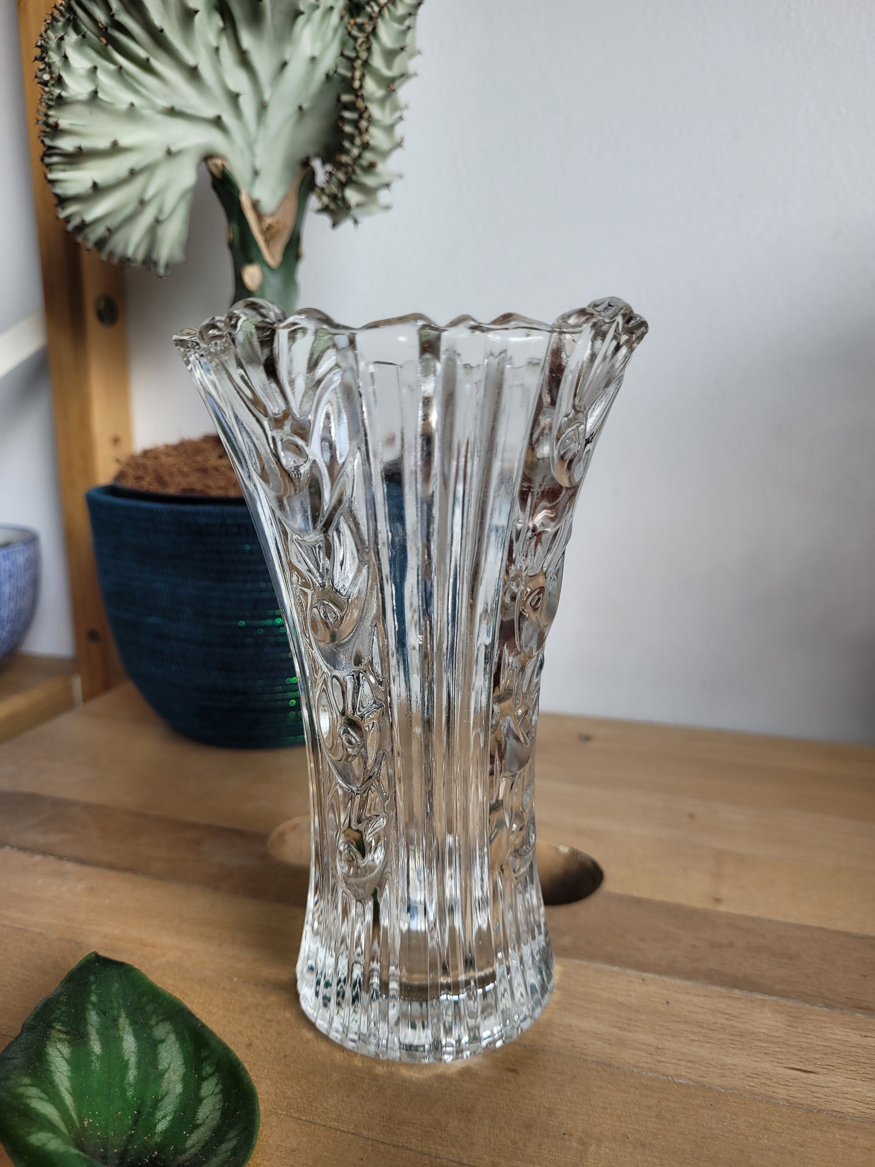 Molded glass vase