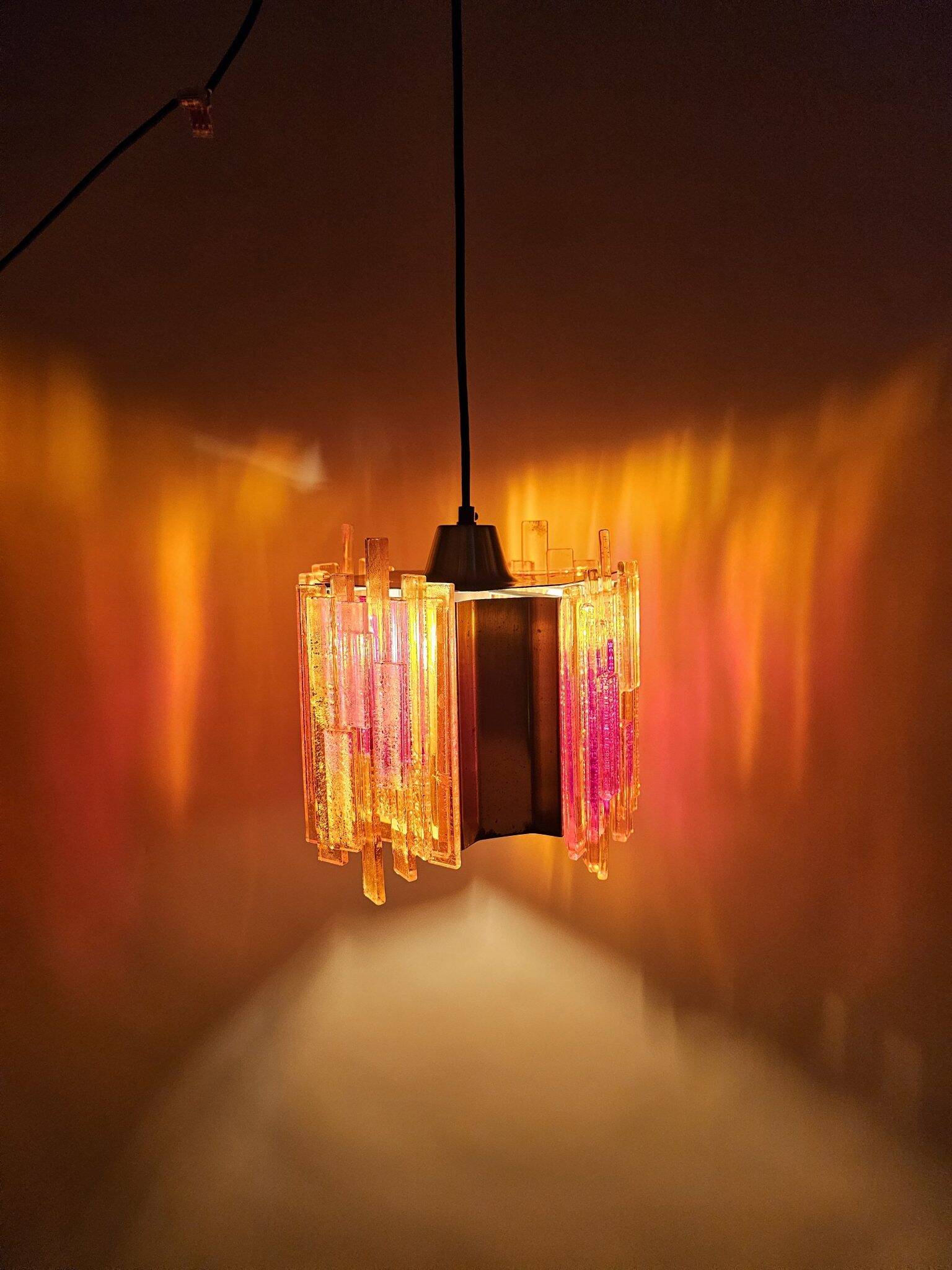 Suspension Claus Bolby en laiton et plastique danois des années 70