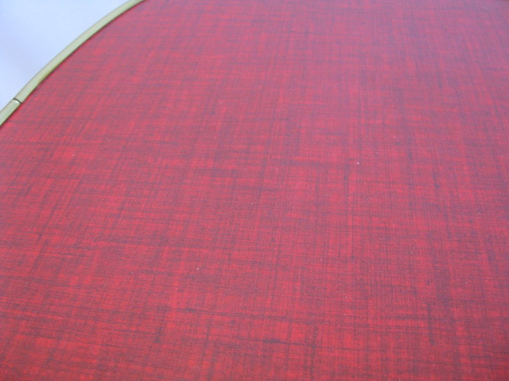 Table d'appoint trépied du milieu du siècle, années 1970