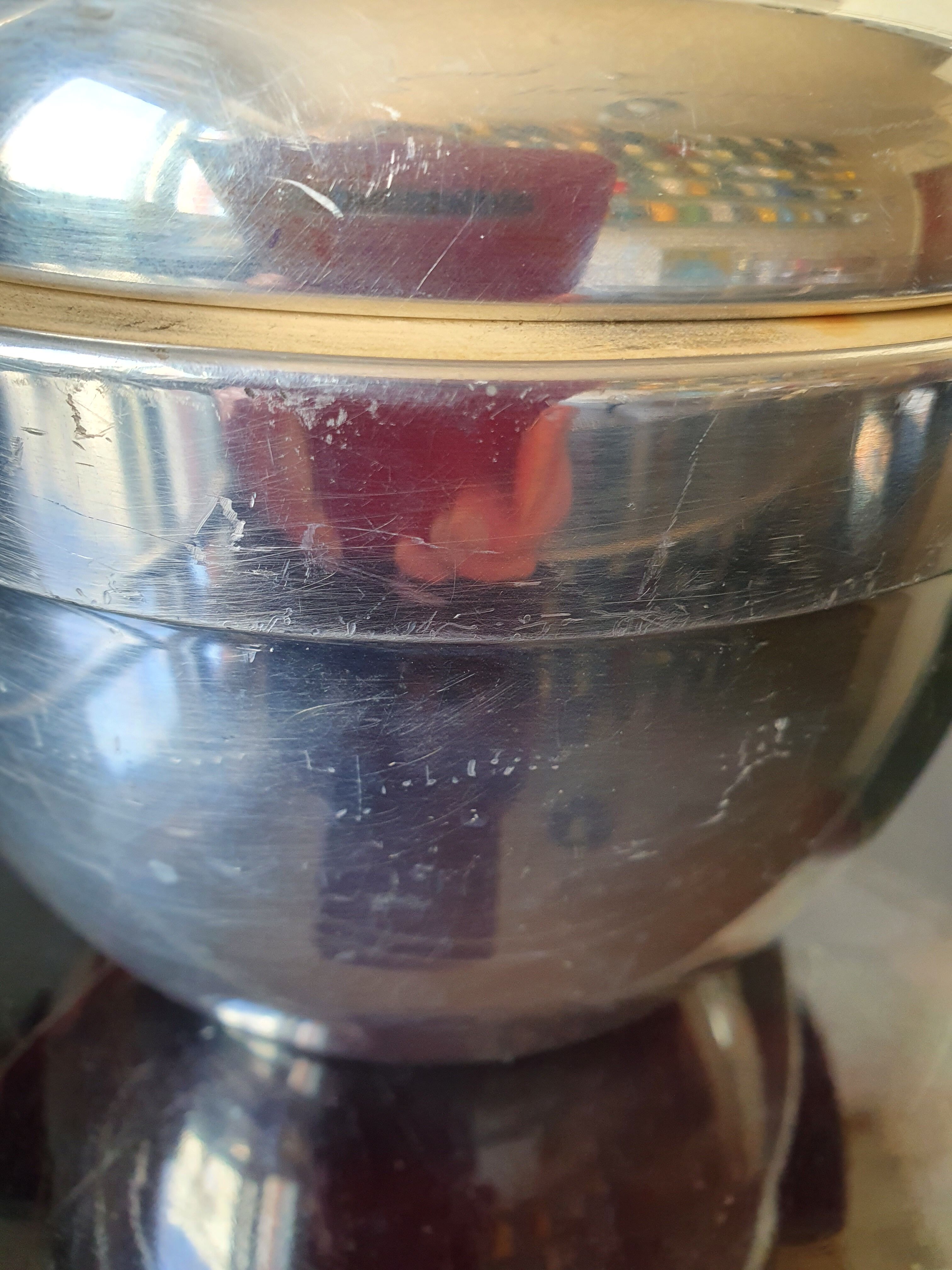 Thermos insulated ice bucket in metal and bakelite, 50s