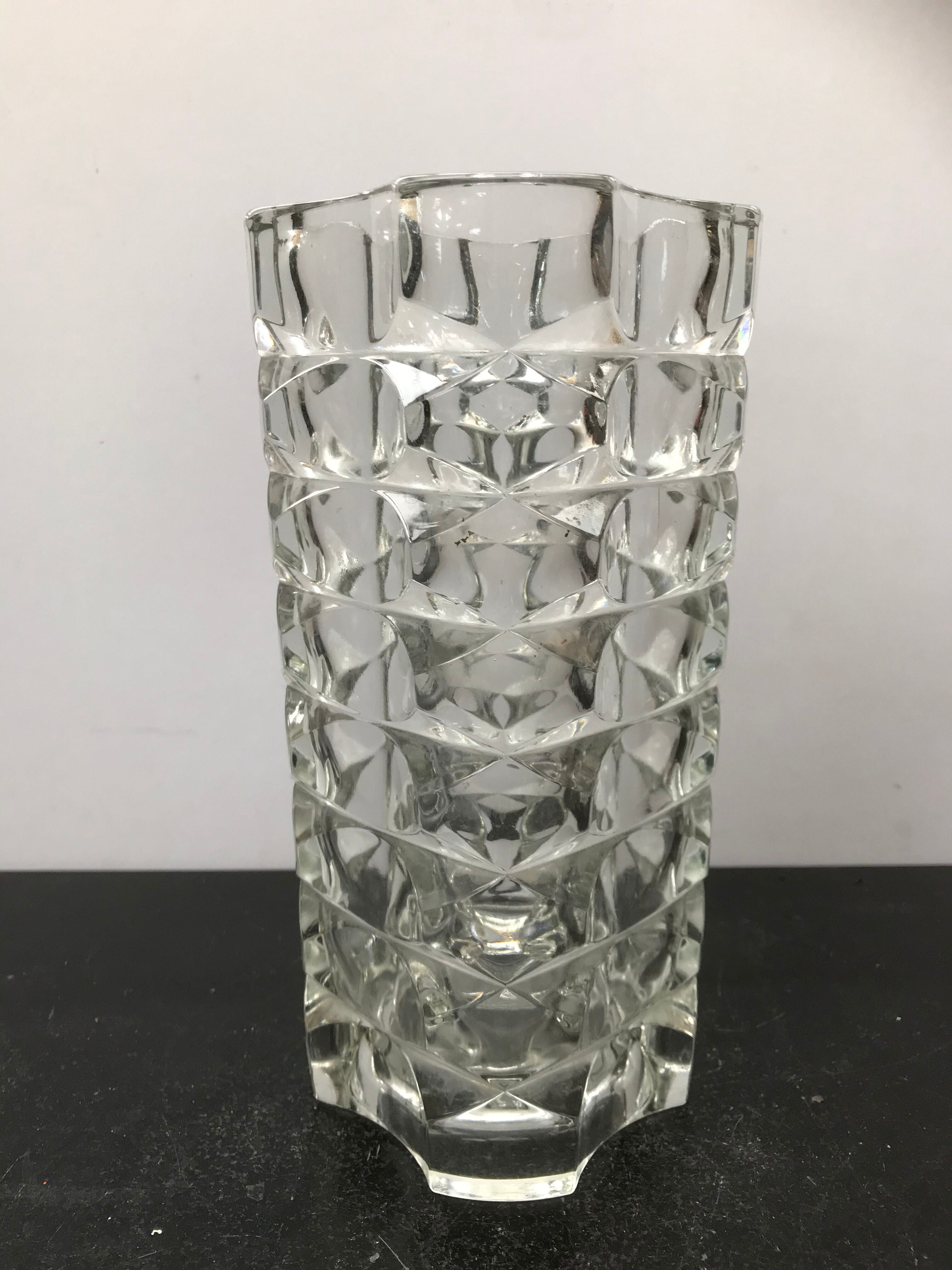 Old vase glass moulded grand vintage model