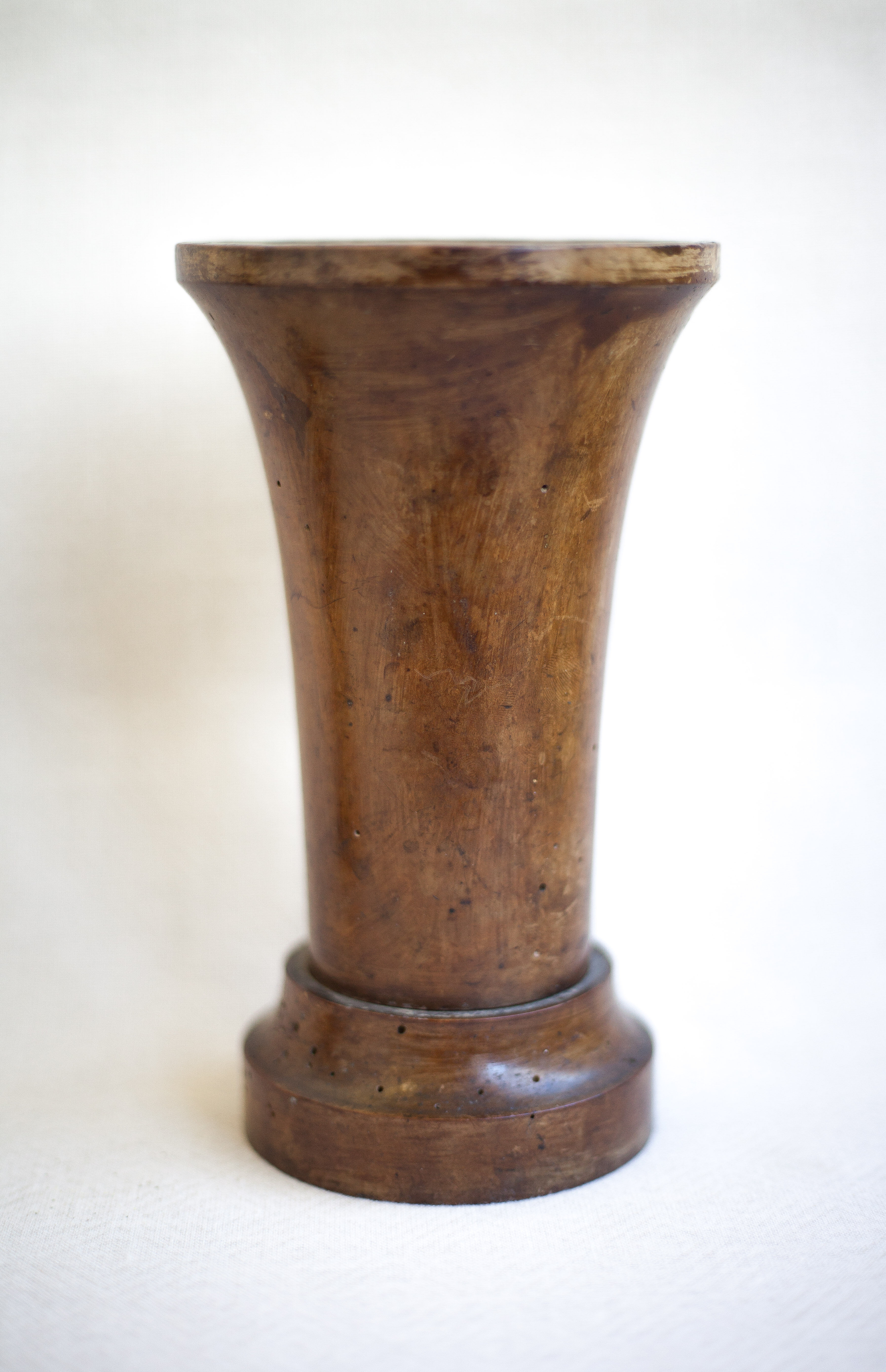 Paire de vases bois vintage