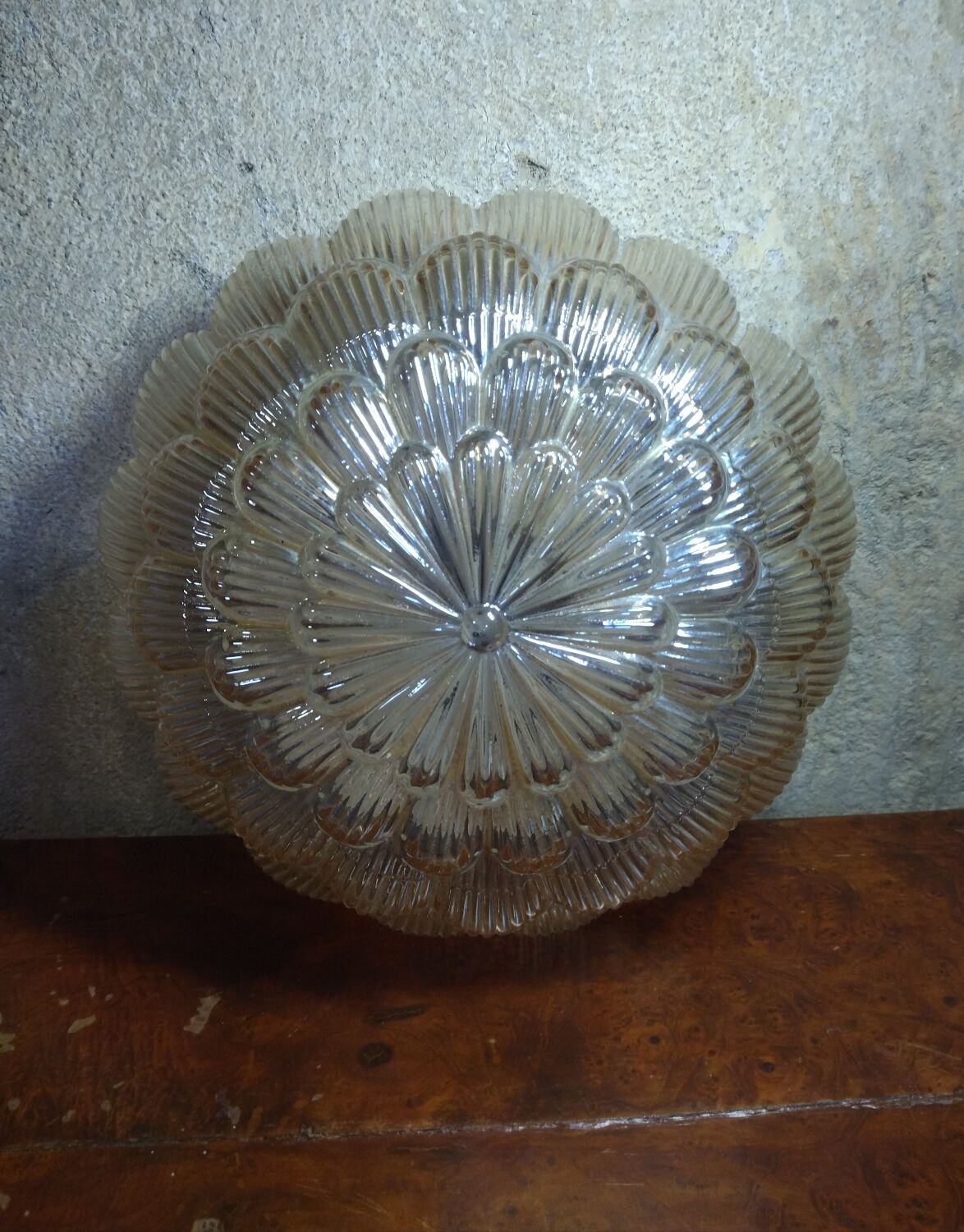 Applique en verre reflet doré