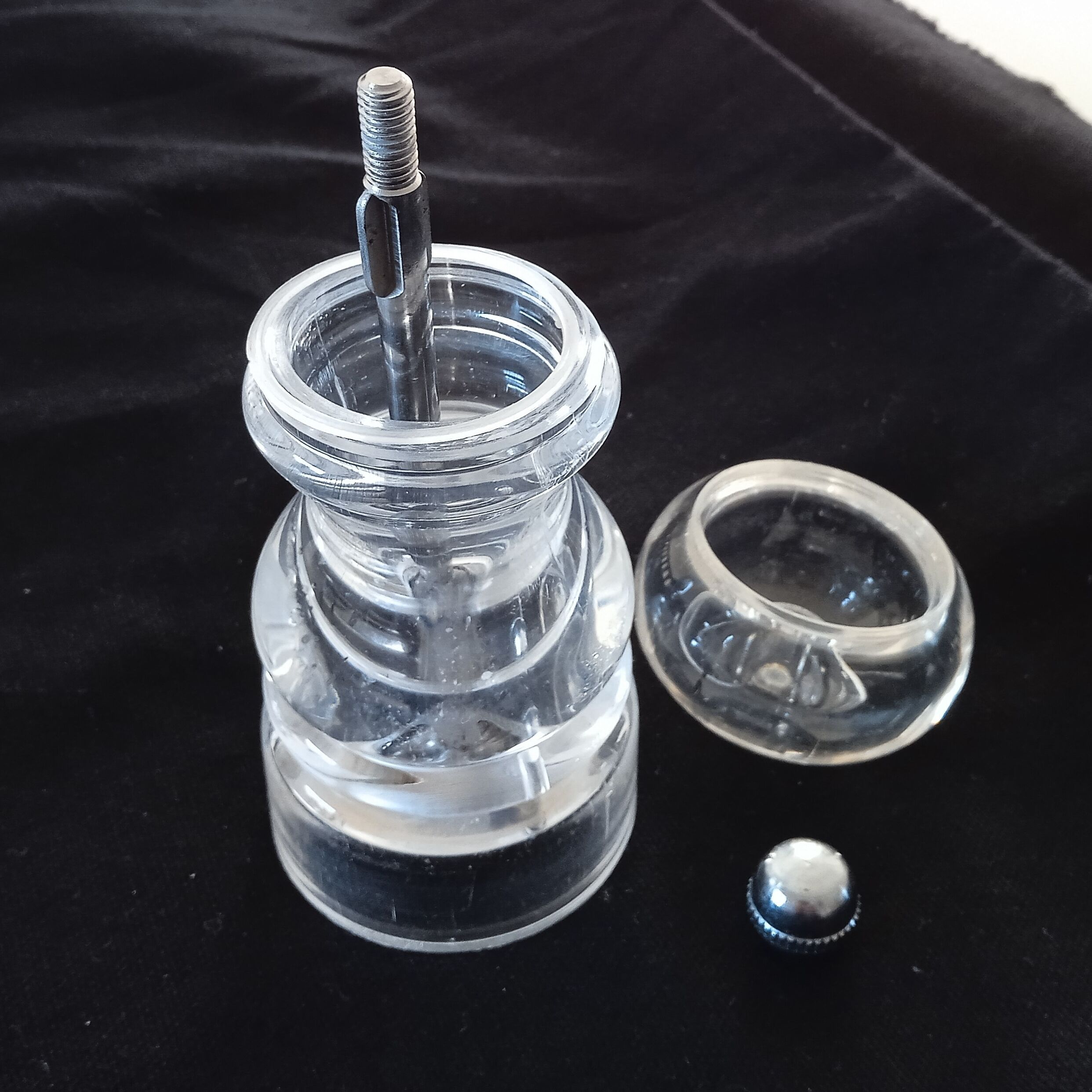 Pepper mill Peugeot altuglas 14cm