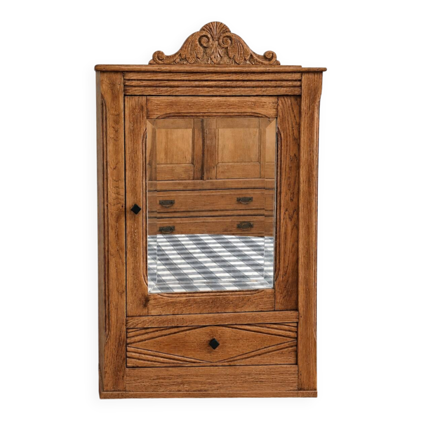 Armoirette de toilette de style Art déco