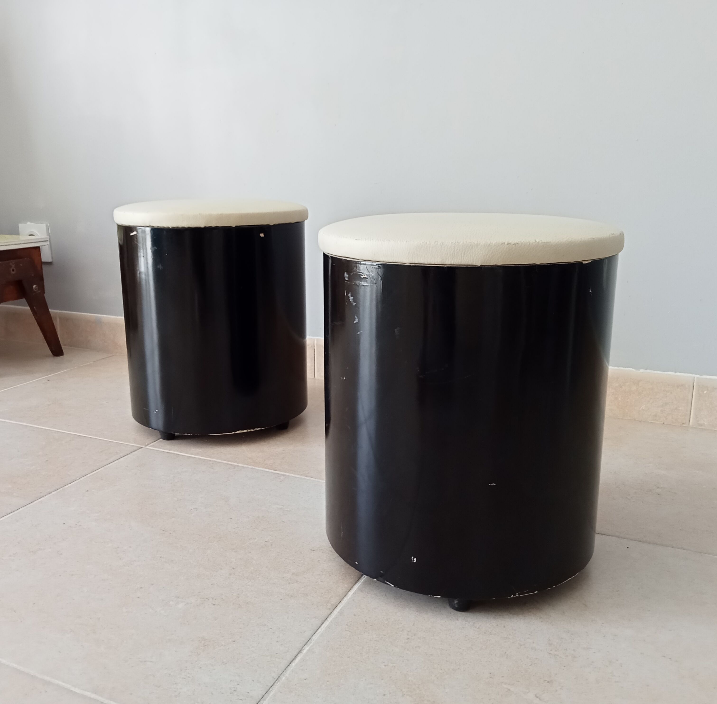 Pair of vintage pouf 60/70s