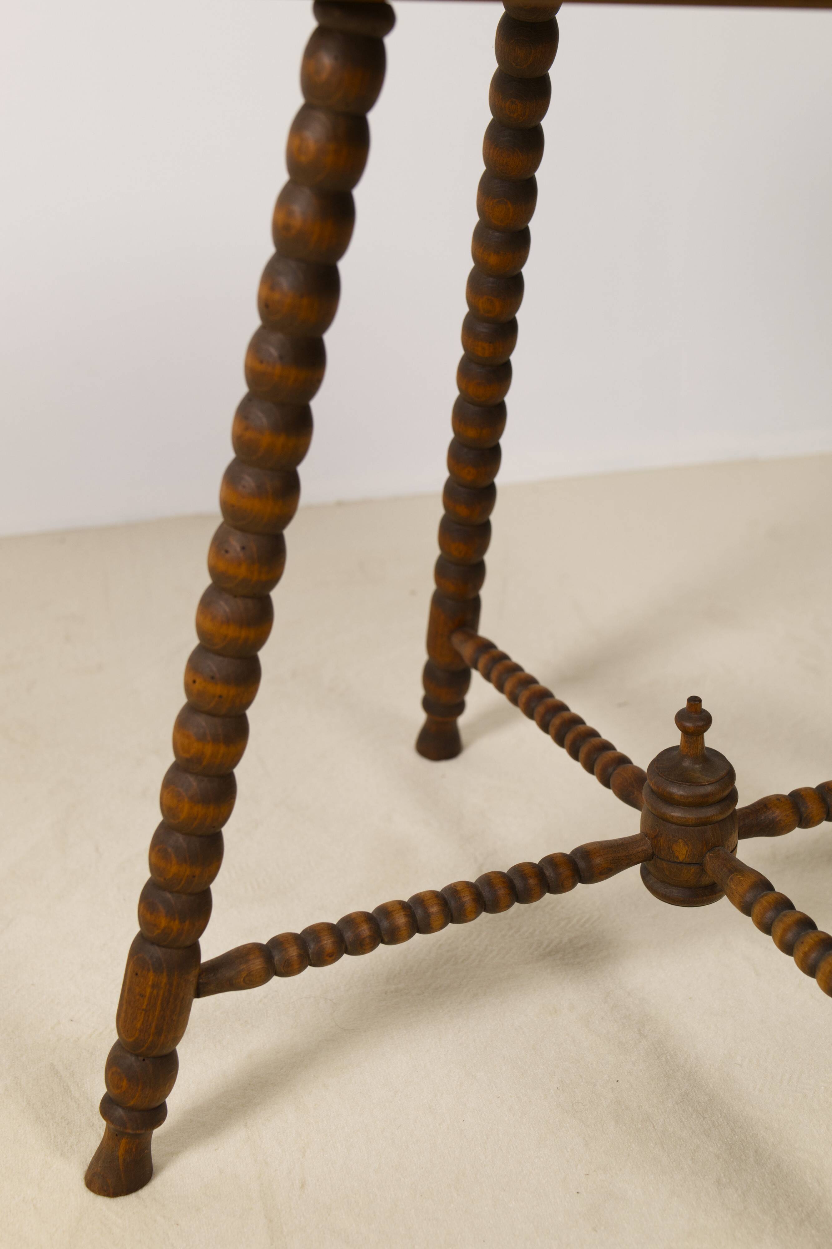 Vintage round Bobbin side table