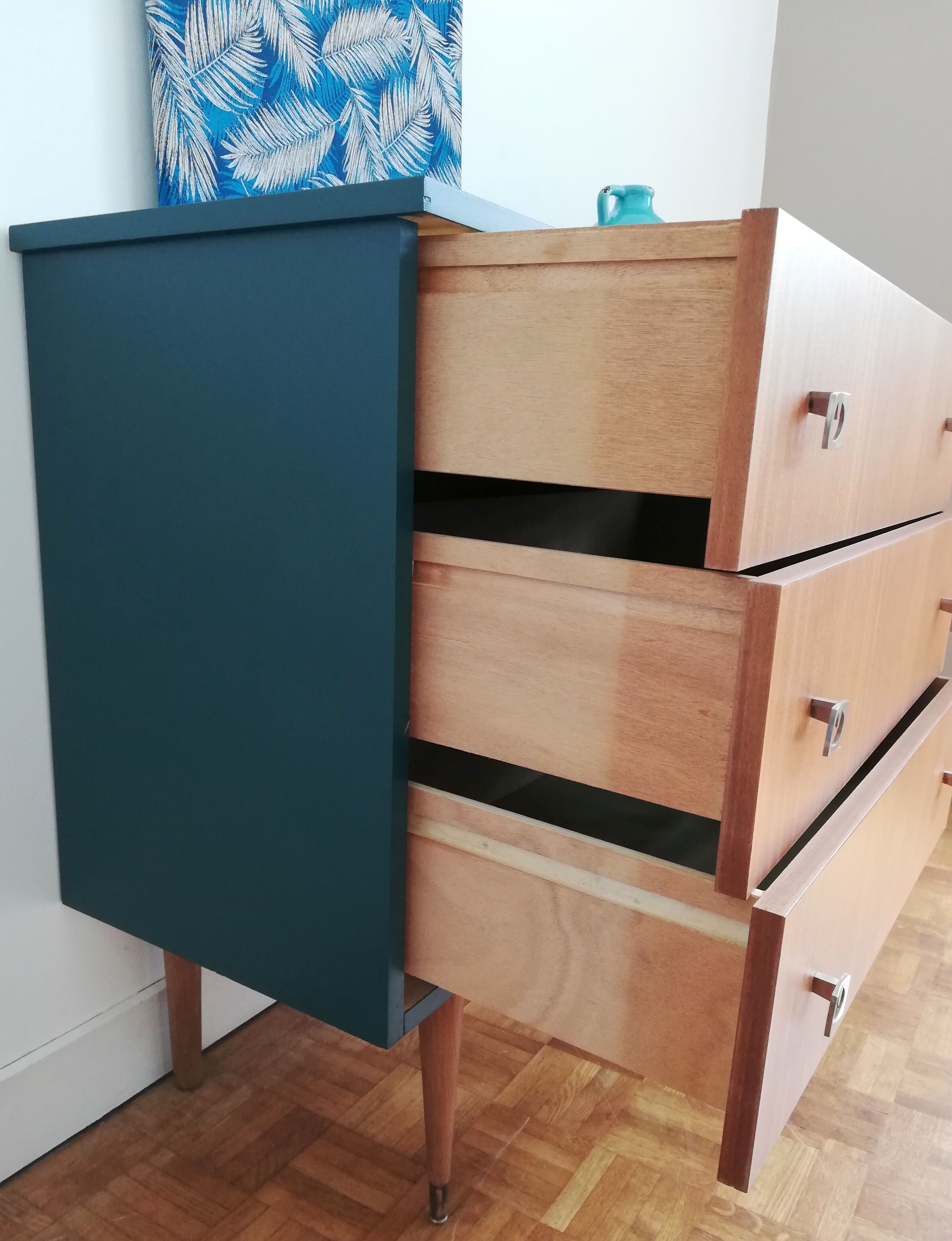 Dresser revisited duck green 1960
