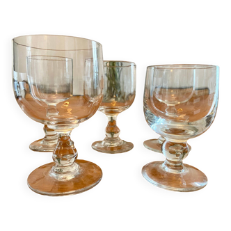 Set of 5 vintage stemmed glasses