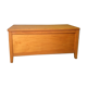 Banc coffre à jouets vintage en bois blond – années 60/70