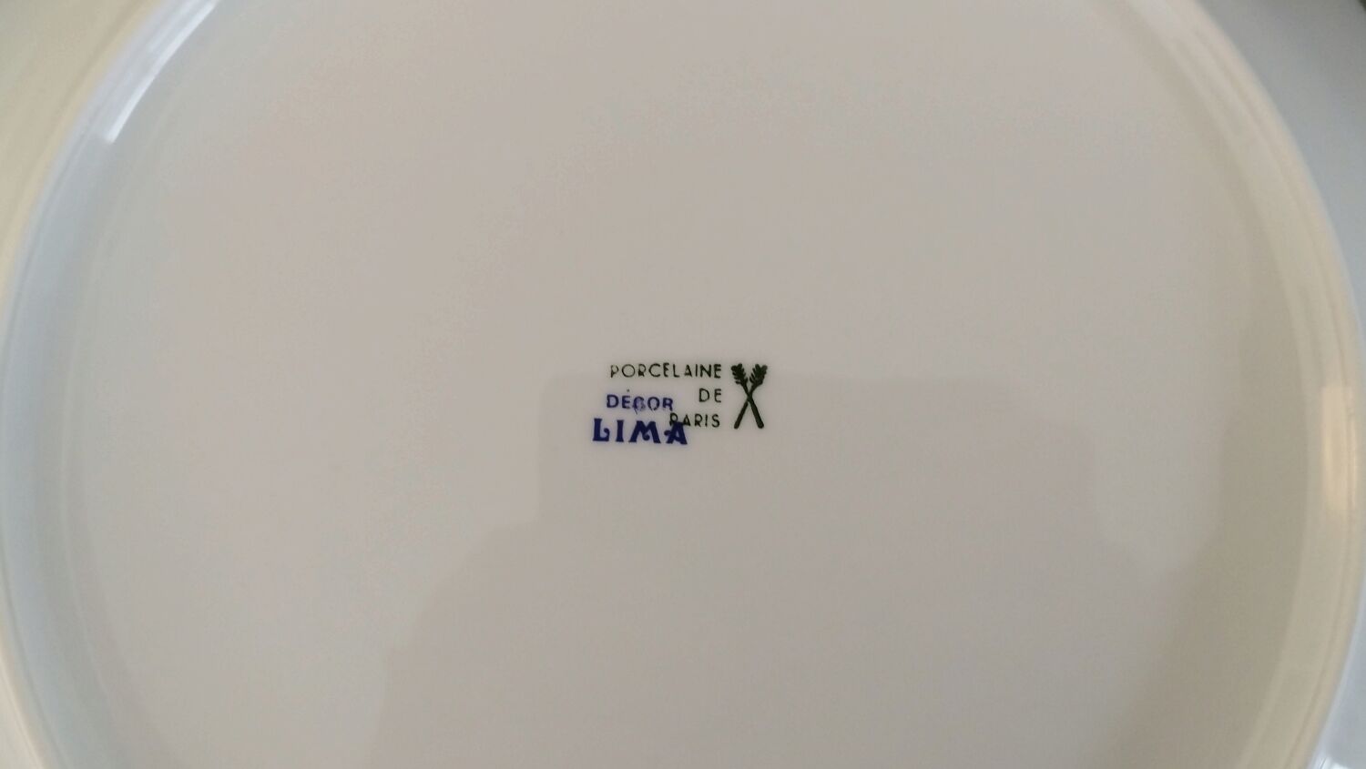 Flat plates in Paris porcelain decor Lima