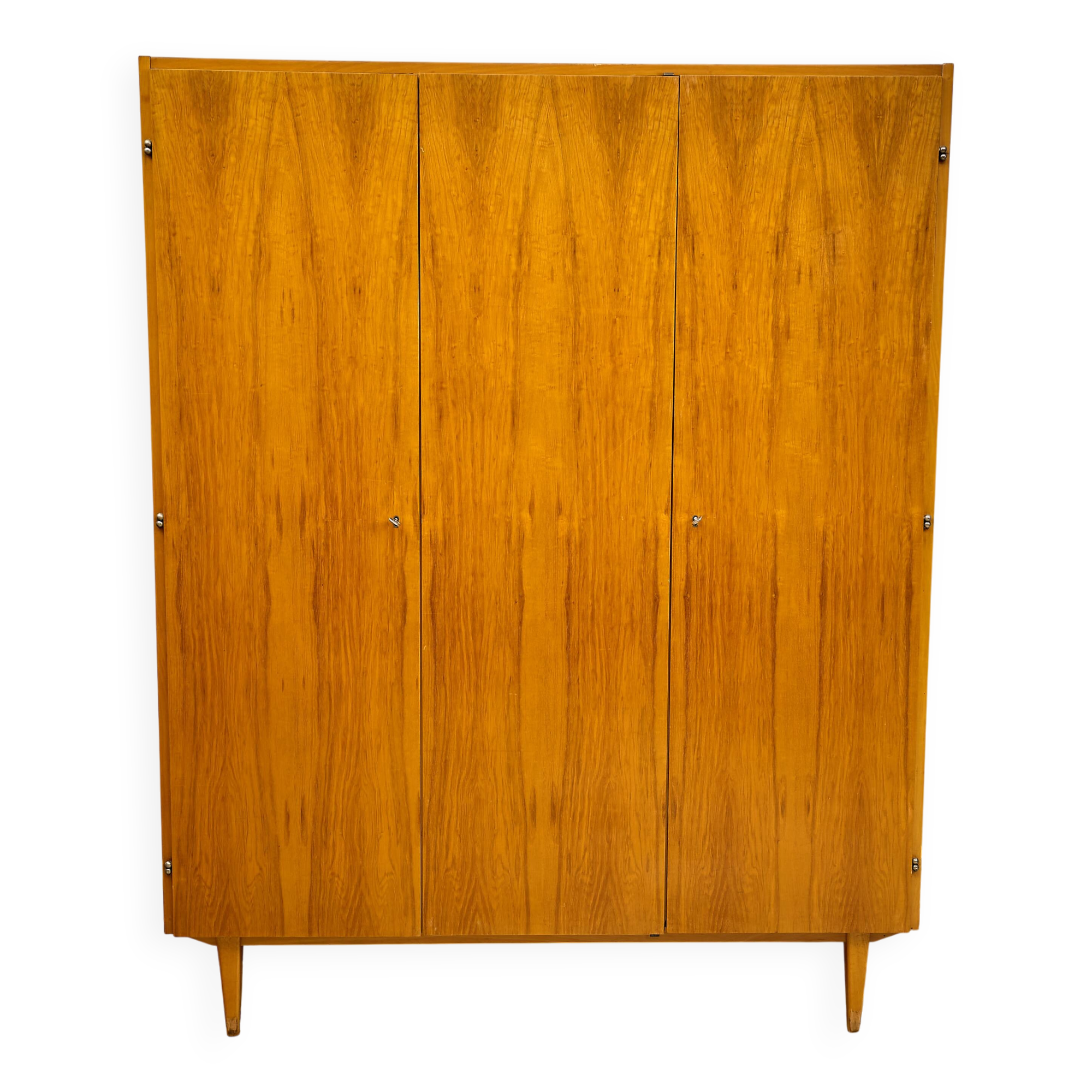 Armoire tchécoslovaque vintage à 3 portes