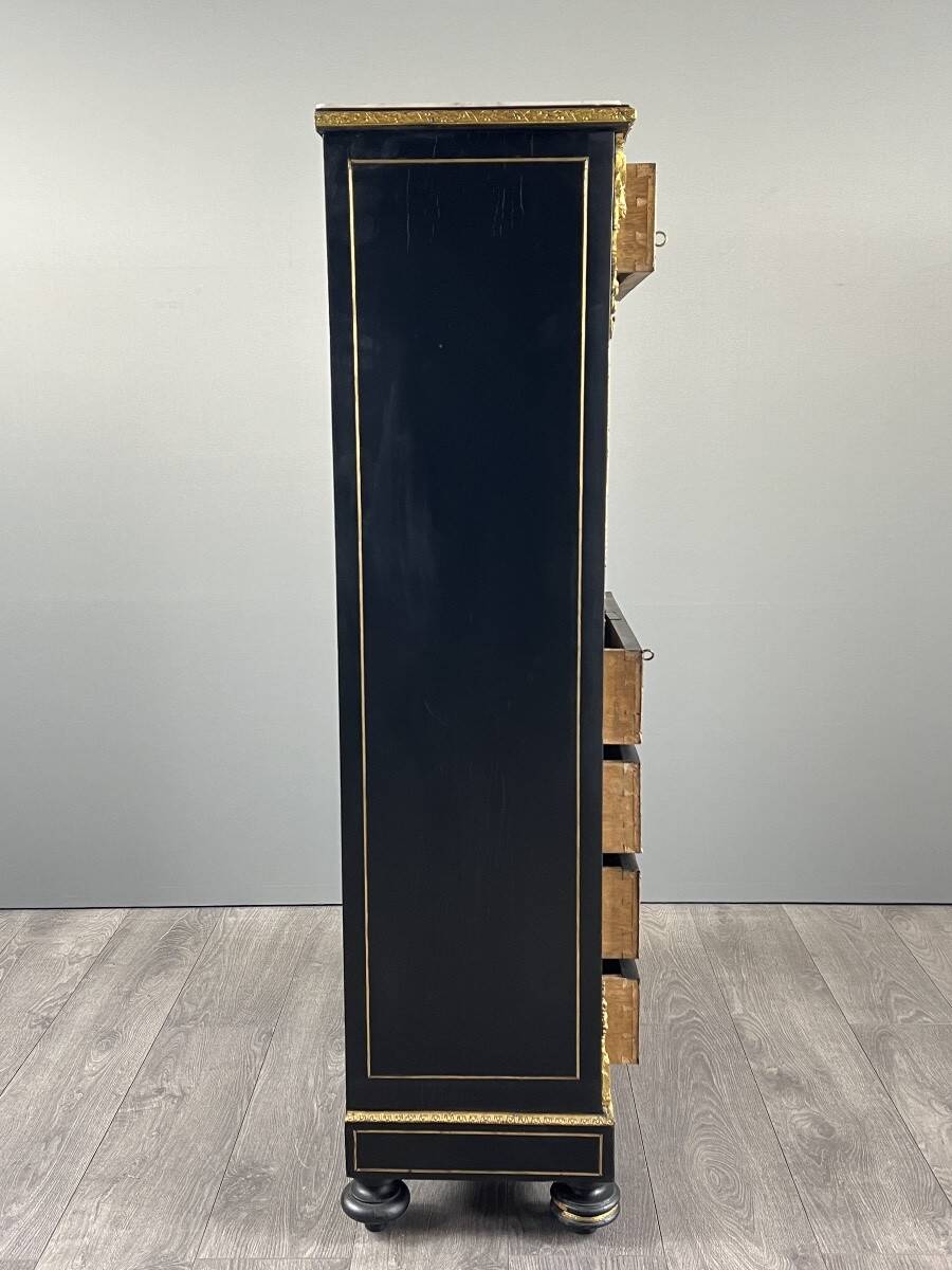 Secretary from the time of Napoleon III in marquetry and gilded bronzes, 19th century.